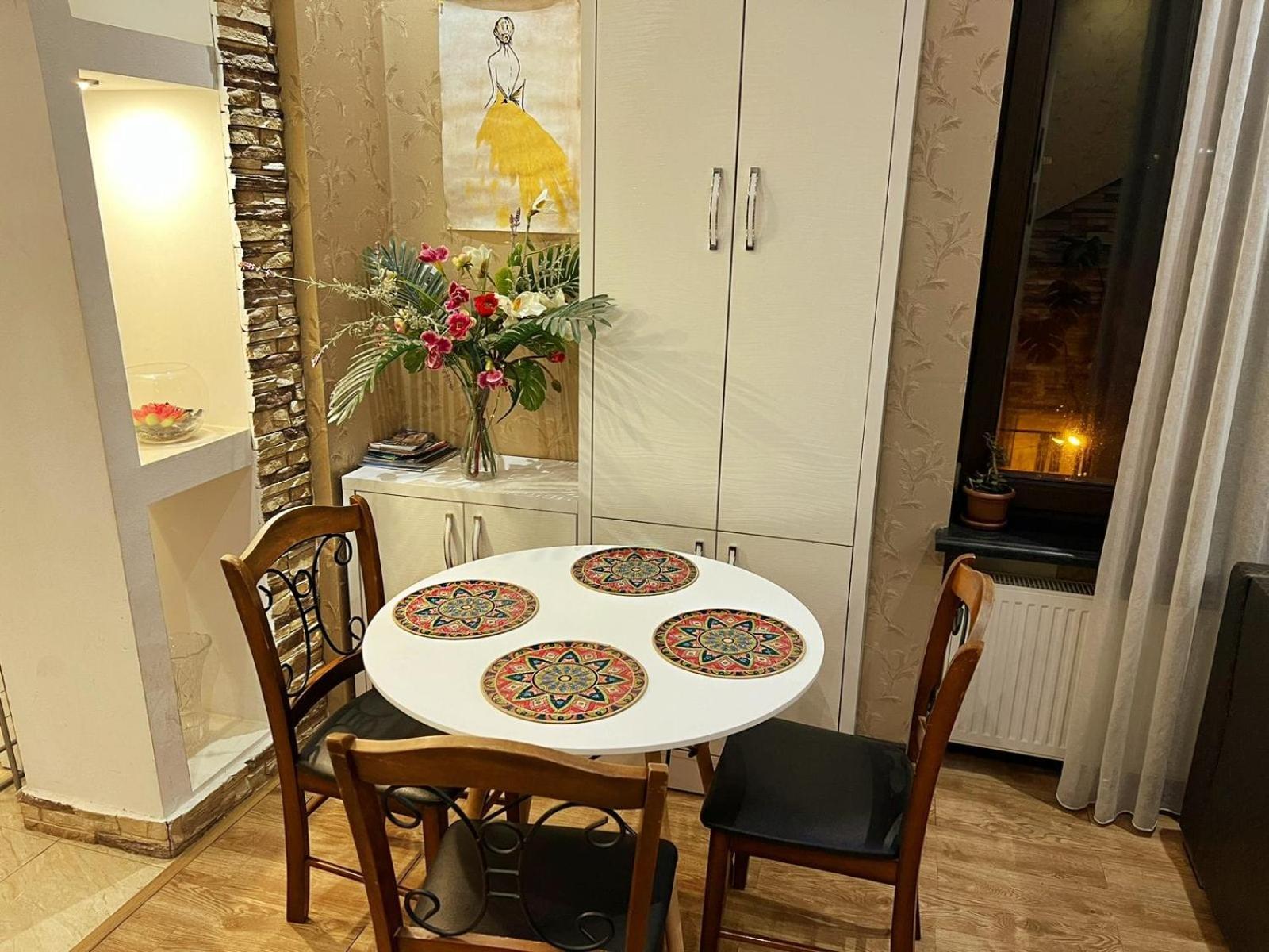 Cozy Apartment In The City Center Mtatsminda Тбілісі Екстер'єр фото