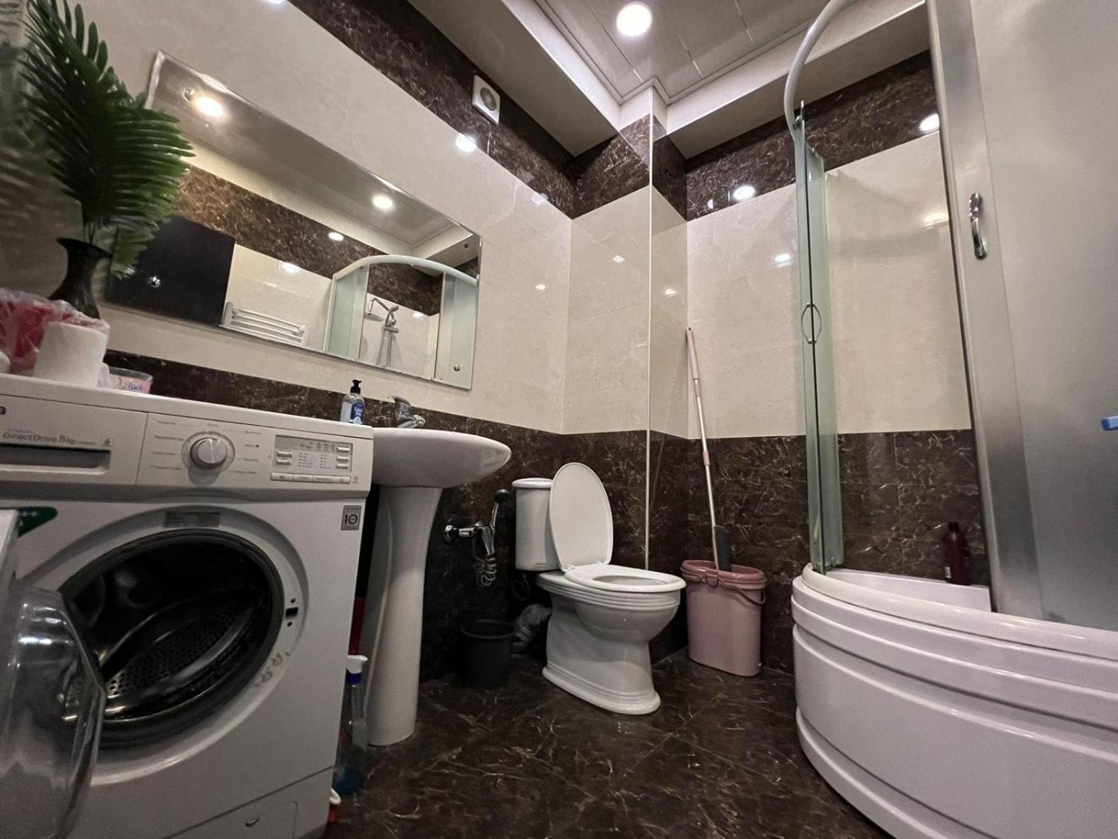 Cozy Apartment In The City Center Mtatsminda Тбілісі Екстер'єр фото