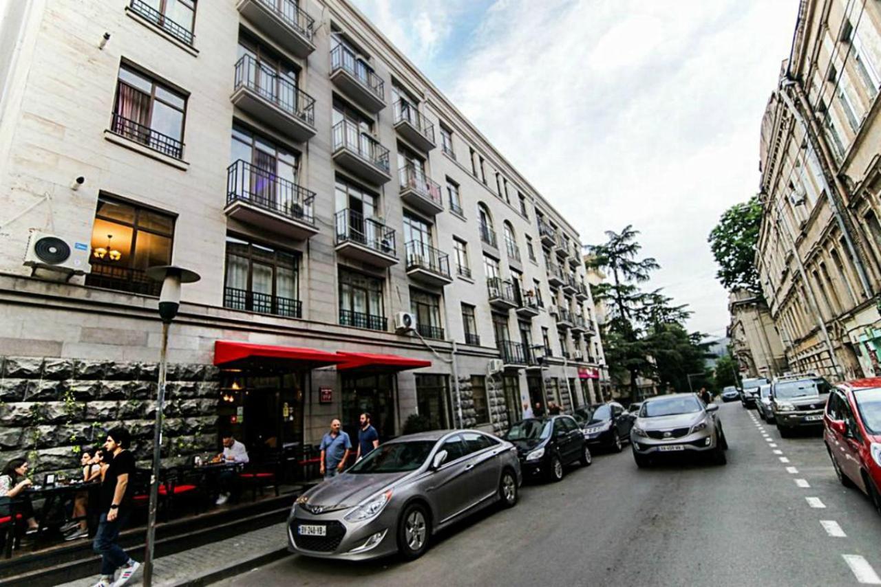 Cozy Apartment In The City Center Mtatsminda Тбілісі Екстер'єр фото