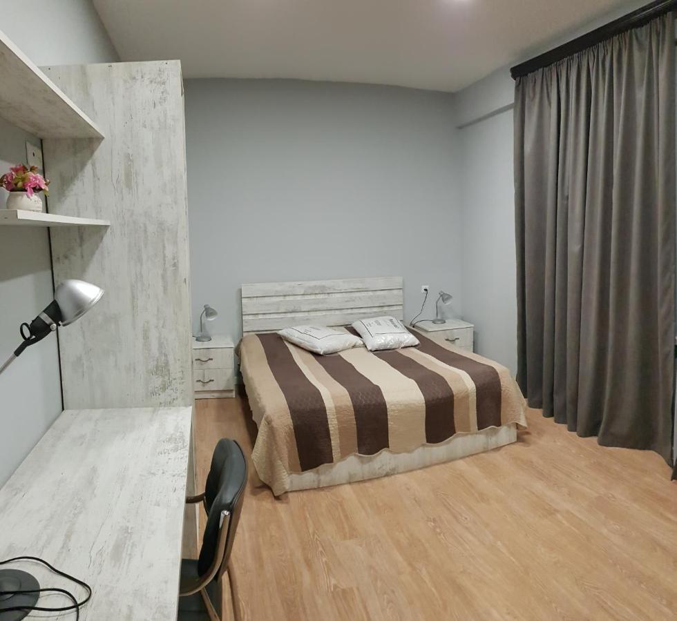 Cozy Apartment In The City Center Mtatsminda Тбілісі Екстер'єр фото